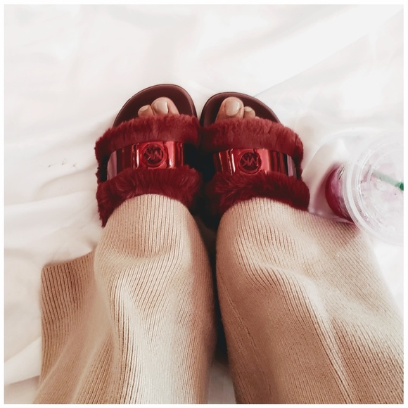 Michael Kors Jett Faux Slipper Sandal (last pair) - Picture 7 of 7